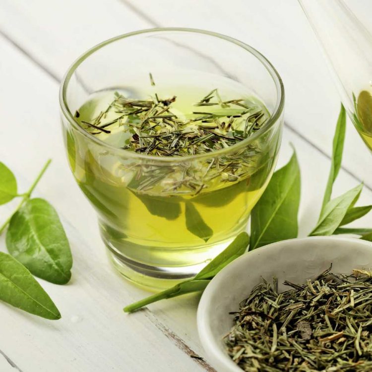 Remédio para emagrecer natural: Chá seca barriga de ervas, cápsulas e bebida natural para emagrecer